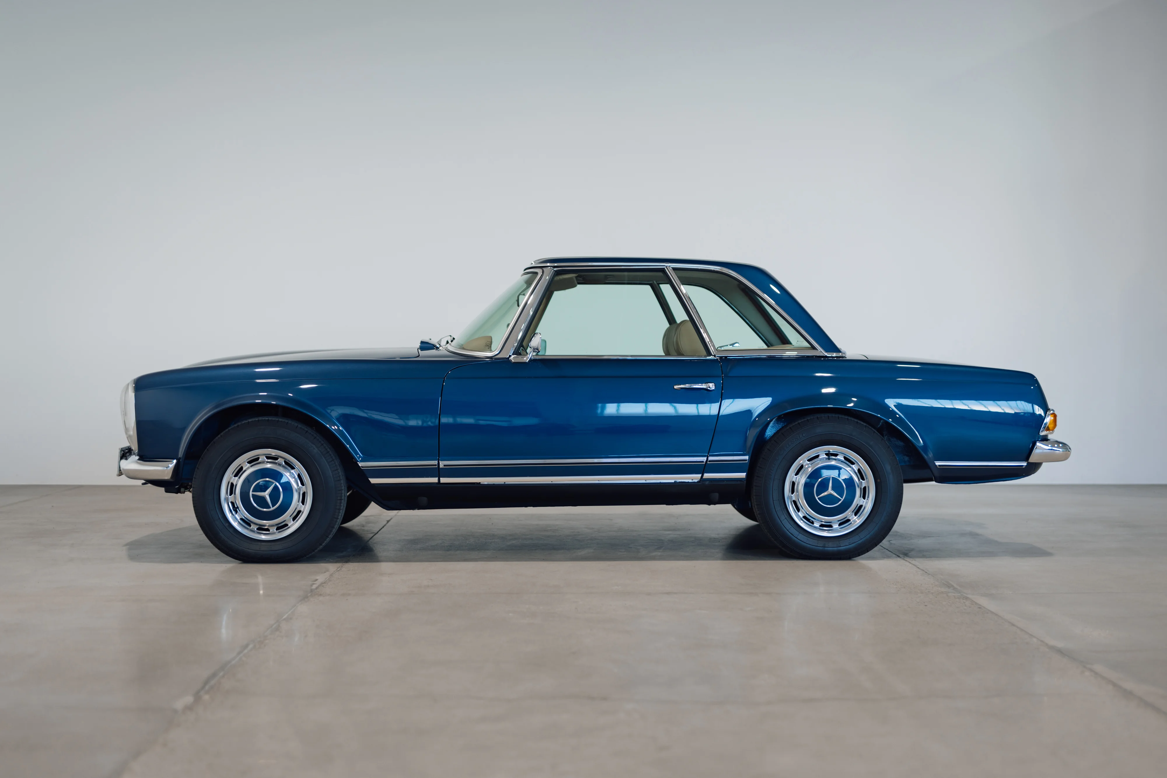 Mercedes-Benz 280 SL